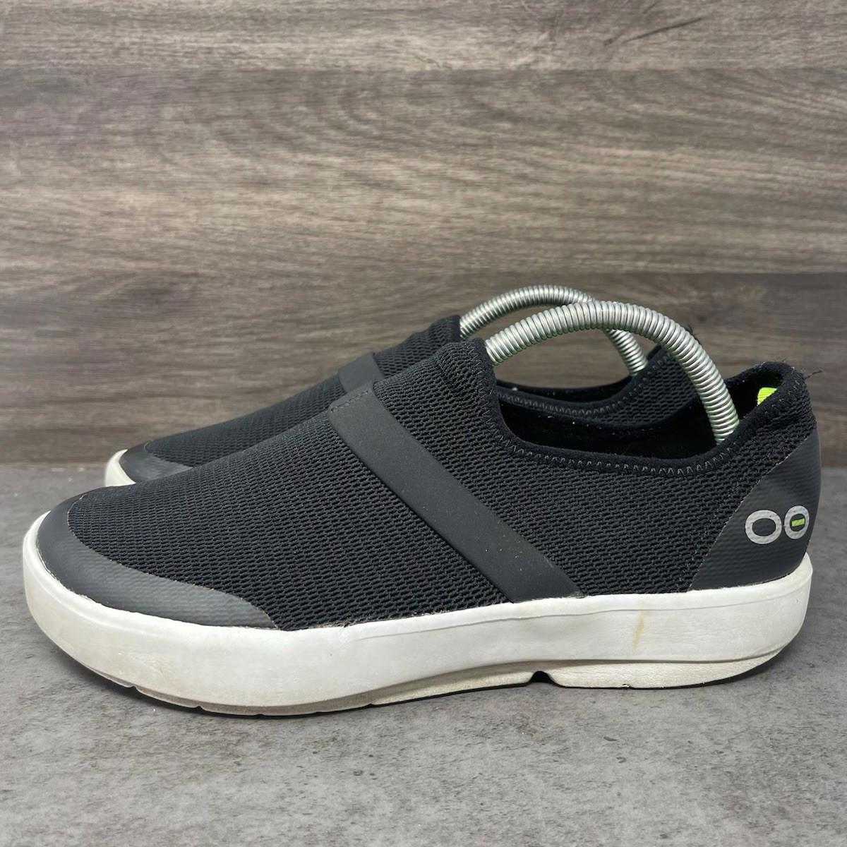 Oofos Oomg Slip On Shoes Womens Size 11 Black White Recovery